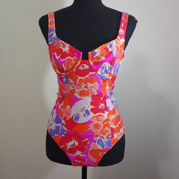 L Space Women's  Nicolette One Piece Swimsuit  Size 6 - Picture 1 of 8